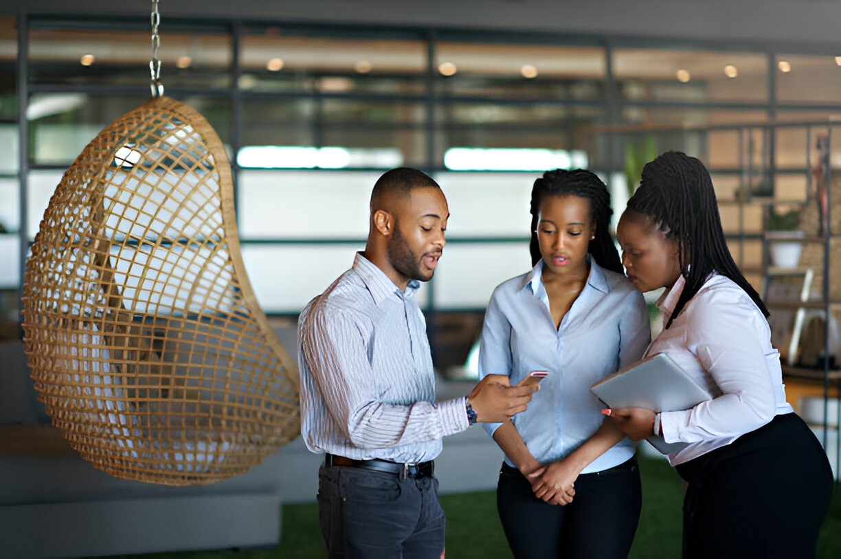 Career Tips to Stand Out in the 2025 Job Market